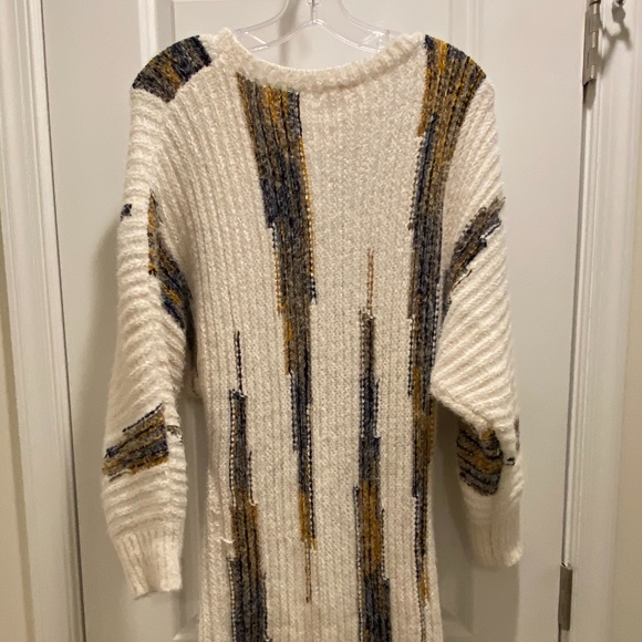 Ladies Sweater Dress - Picture 2 of 6